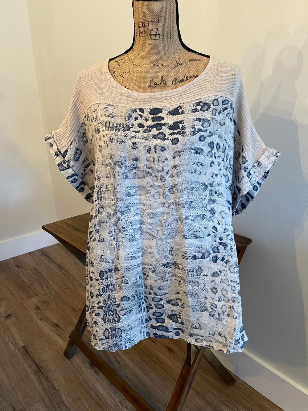 Lungo L’arno Tan & Blue Blouse Made in Italy Size 1X